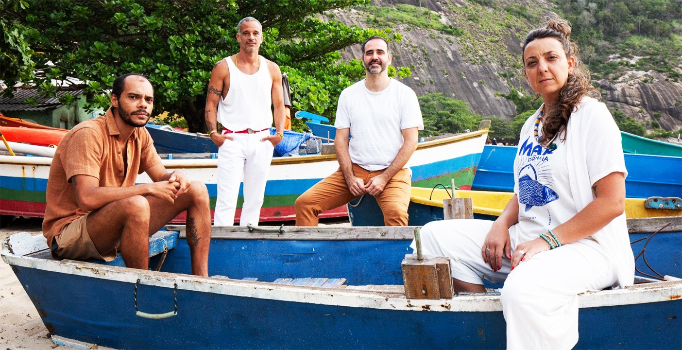 Coletivo Pra Gira Girar lança álbum que  reverbera legado do grupo Os Tincoãs