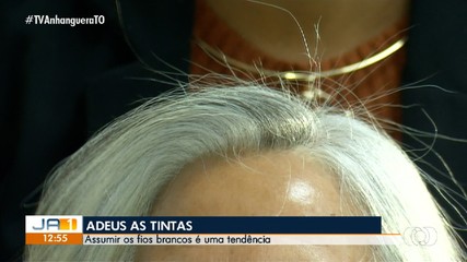 Mulheres deixam as tintas de lado e assumem os cabelos brancos