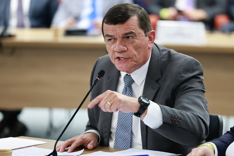 Moraes autoriza que ex-ministro da Defesa condenado por trama golpista faça o Enem 2026