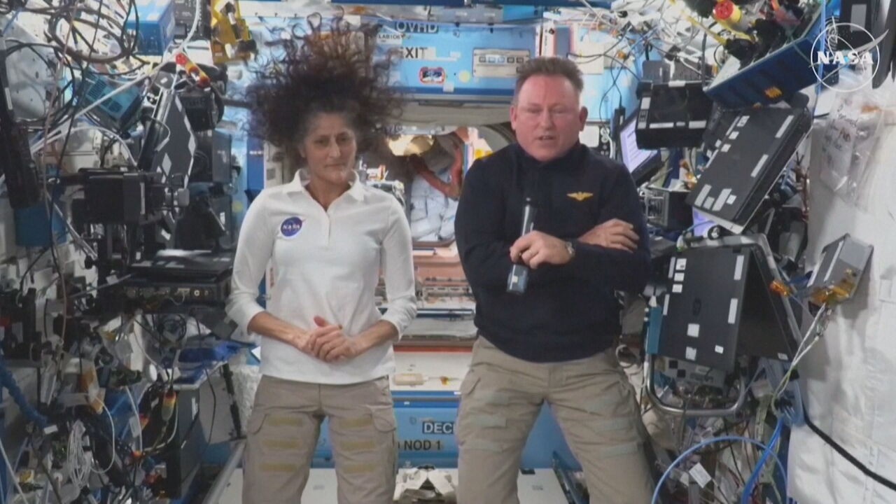Astronauta do Canadá explica os efeitos no corpo dos astronautas que ficaram 9 meses no espaço