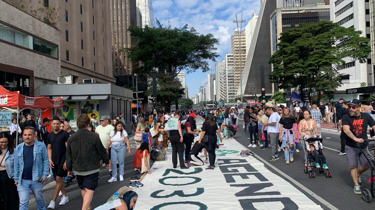 Protesto na Paulista contra flexibilização ambiental