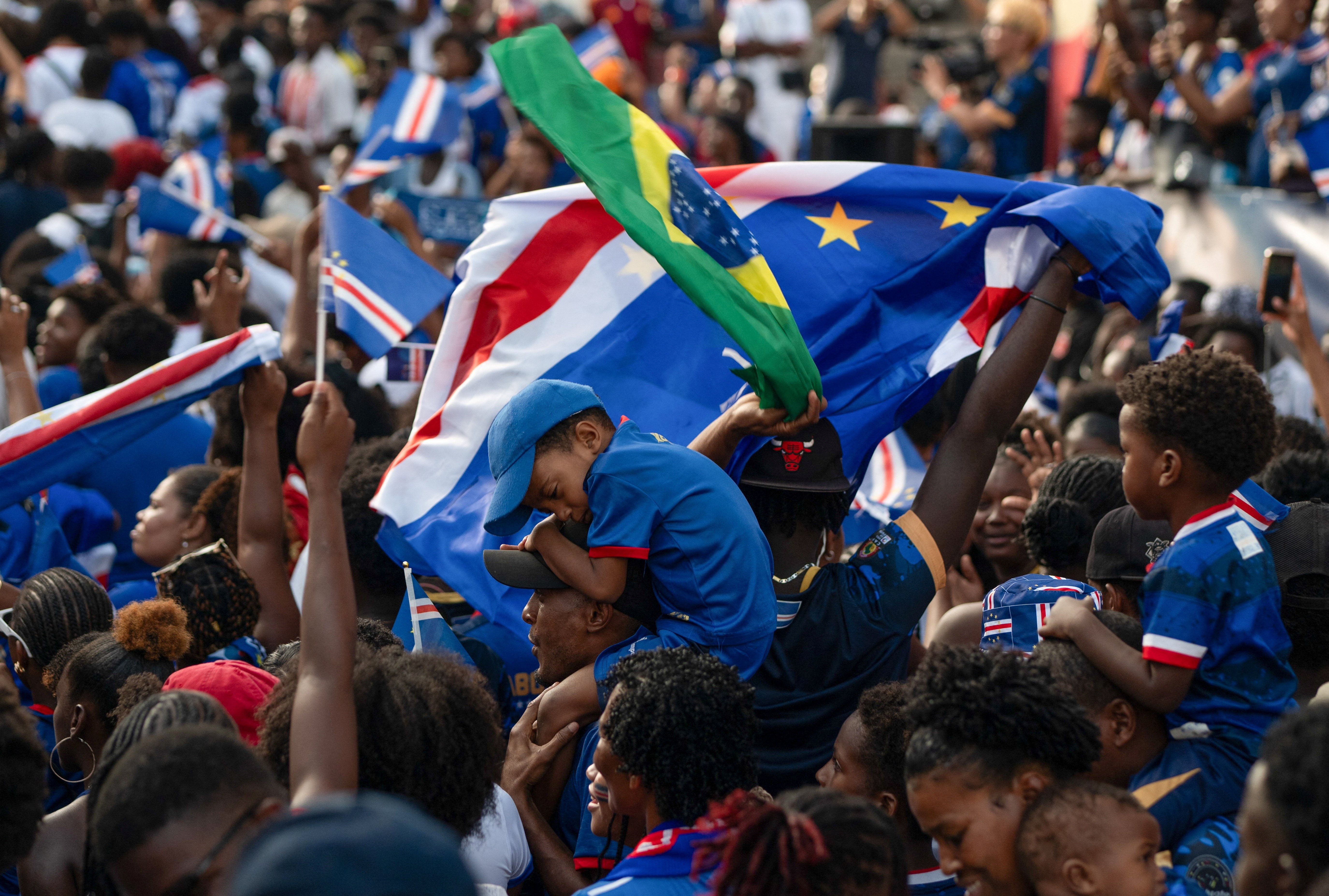Cabo Verde em festa: cabo-verdianos celebram nas ruas empate com Espanha