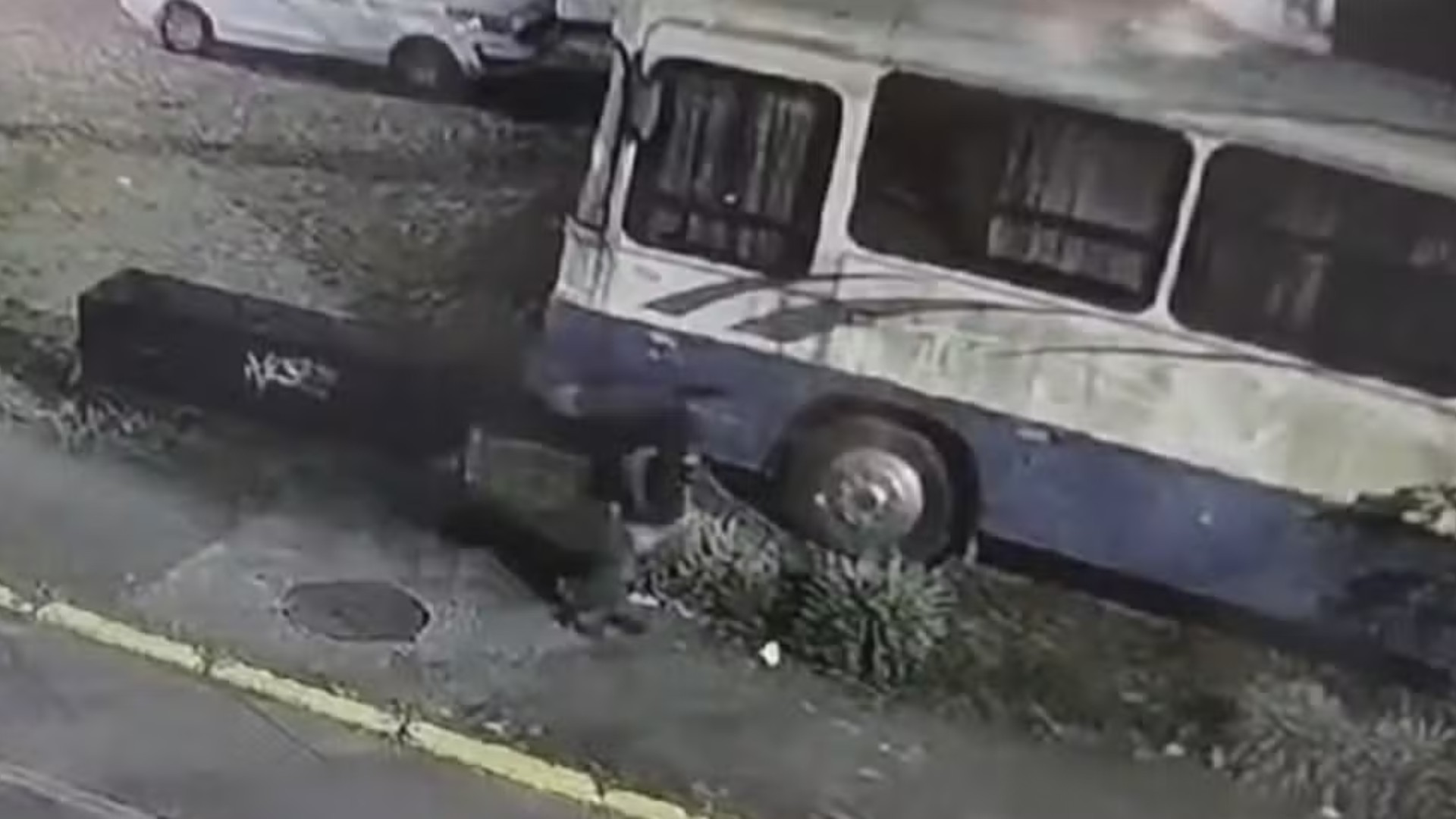 Homem que matou companheira e abandonou filho de 3 anos com deficiência em ônibus vai a júri em Porto Alegre