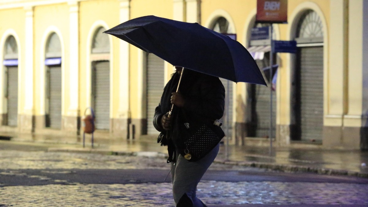 Frio perde força, mas semana será de chuva e tempo instável no RS; confira a previsão do tempo