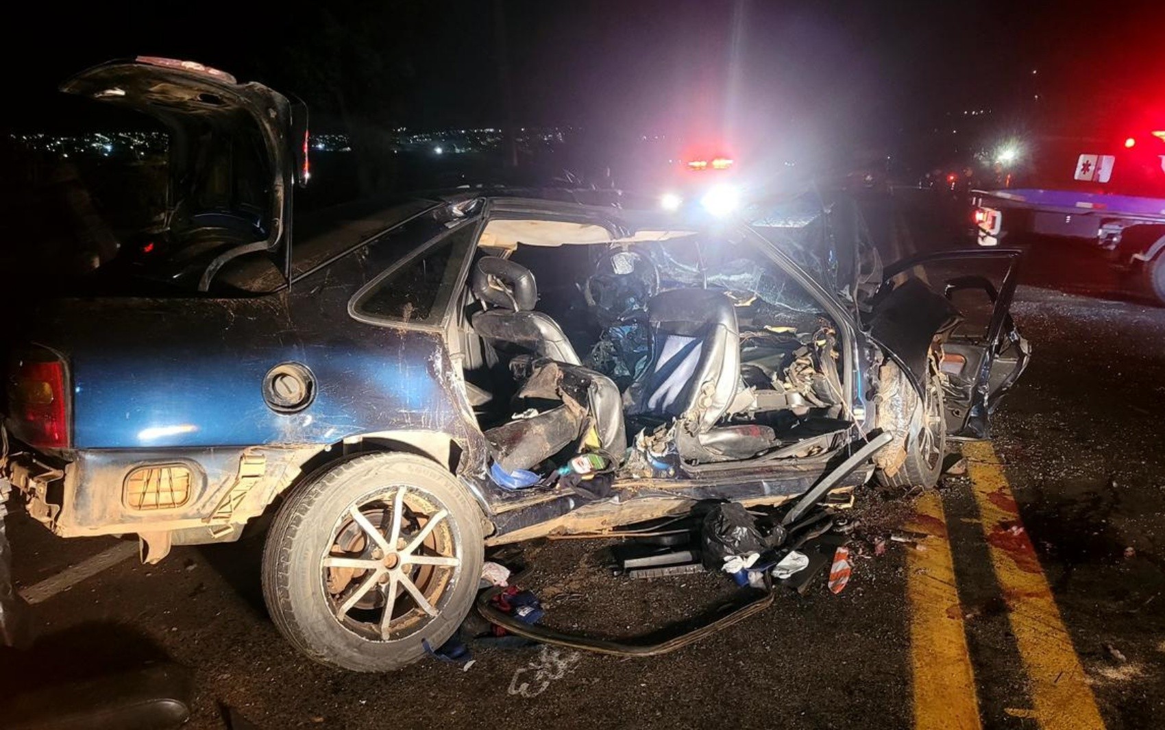 Câmera de segurança registra acidente que deixou oito mortos e dois feridos em rodovia de MG
