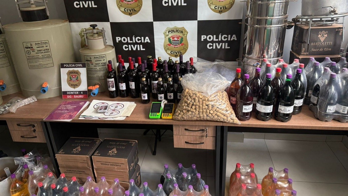 Polícia Civil fecha fábrica clandestina de bebidas em Bauru; dono é preso em flagrante