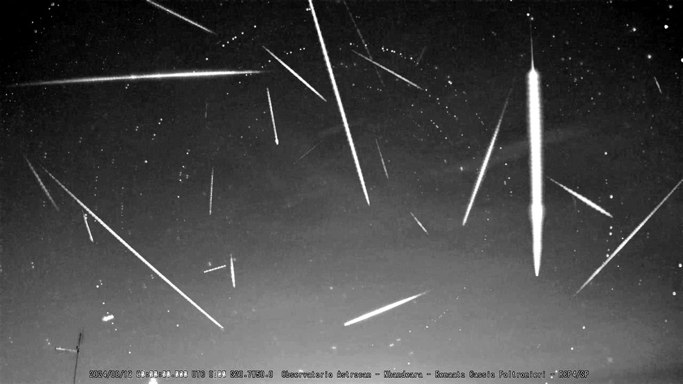 Chuva de meteoros Perseidas em Nhandeara (SP) — Foto: Renato Poltronieri/Arquivo pessoal