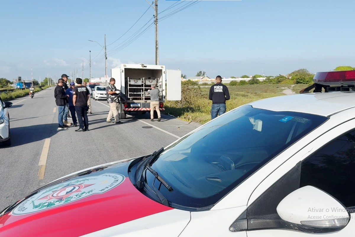 Homem é encontrado morto a tiros em Cabedelo e polícia investiga disputa de grupos criminosos 