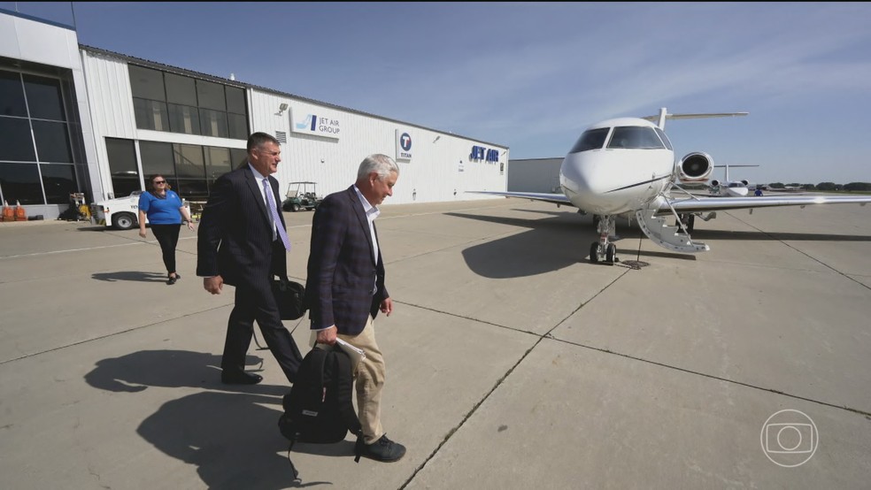 Bob Atwell começou sem nada. Hoje, ele é dono de um banco com US$ 9 bilhões em ativos — Foto: Jornal Nacional/ Reprodução