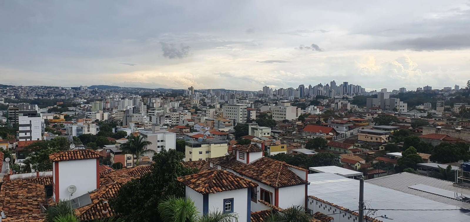 Frente fria derruba temperaturas em Divinópolis e região; madrugadas podem chegar a 8 °C