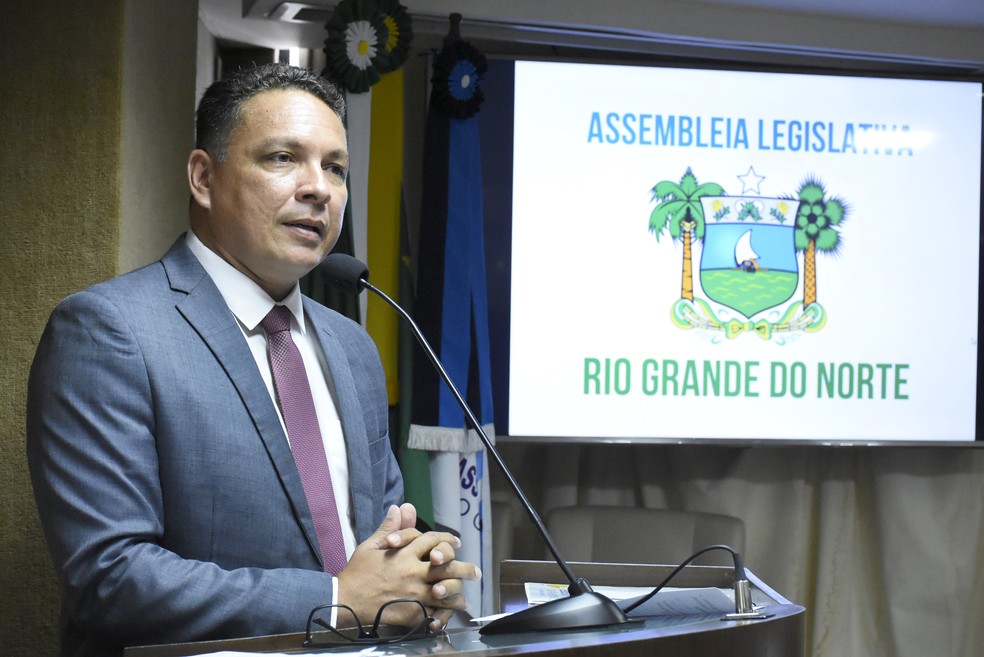 João Maria de Lima foi exonerado do cargo de diretor da Escola da Assembleia Legislativa  — Foto: Divulgação/ALRN