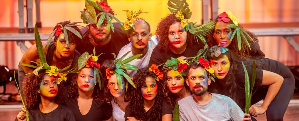 Elenco do musical "Roda Viva" com texto de Chico Buarque — Foto: Diney Araujo