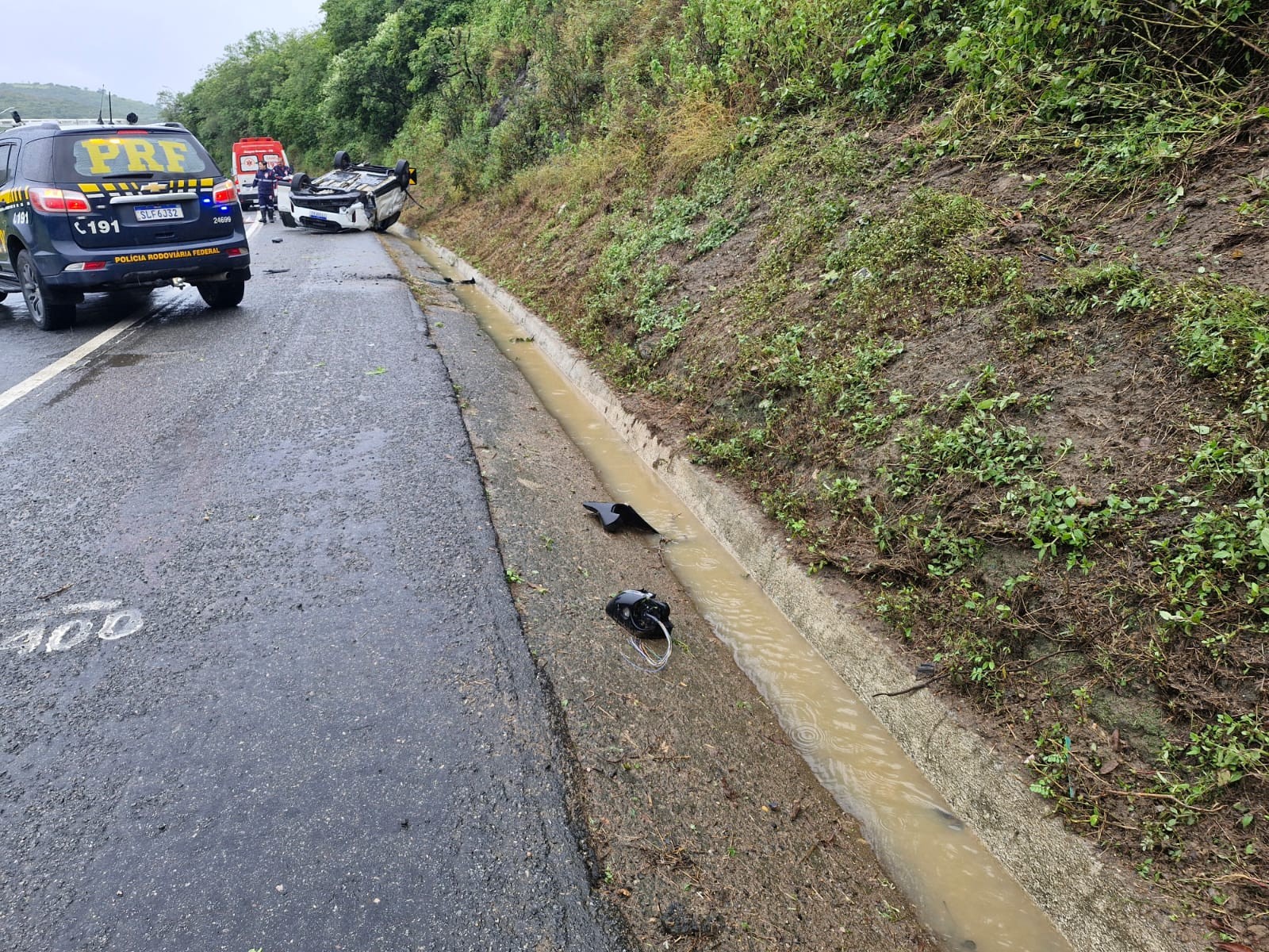 Mulher morre após capotar carro na BR-230, no Agreste da Paraíba 