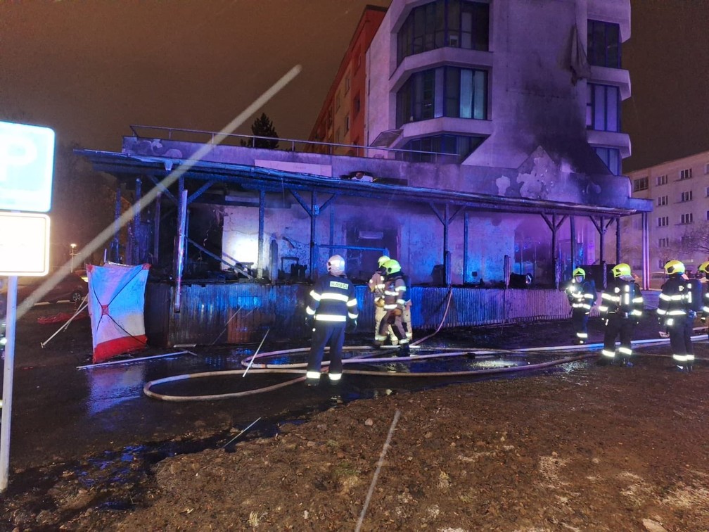 Seis pessoas morrem em incêndio em restaurante na República Tcheca — Foto: Divulgação/Serviço de Resgate de Incêndios da República Checa