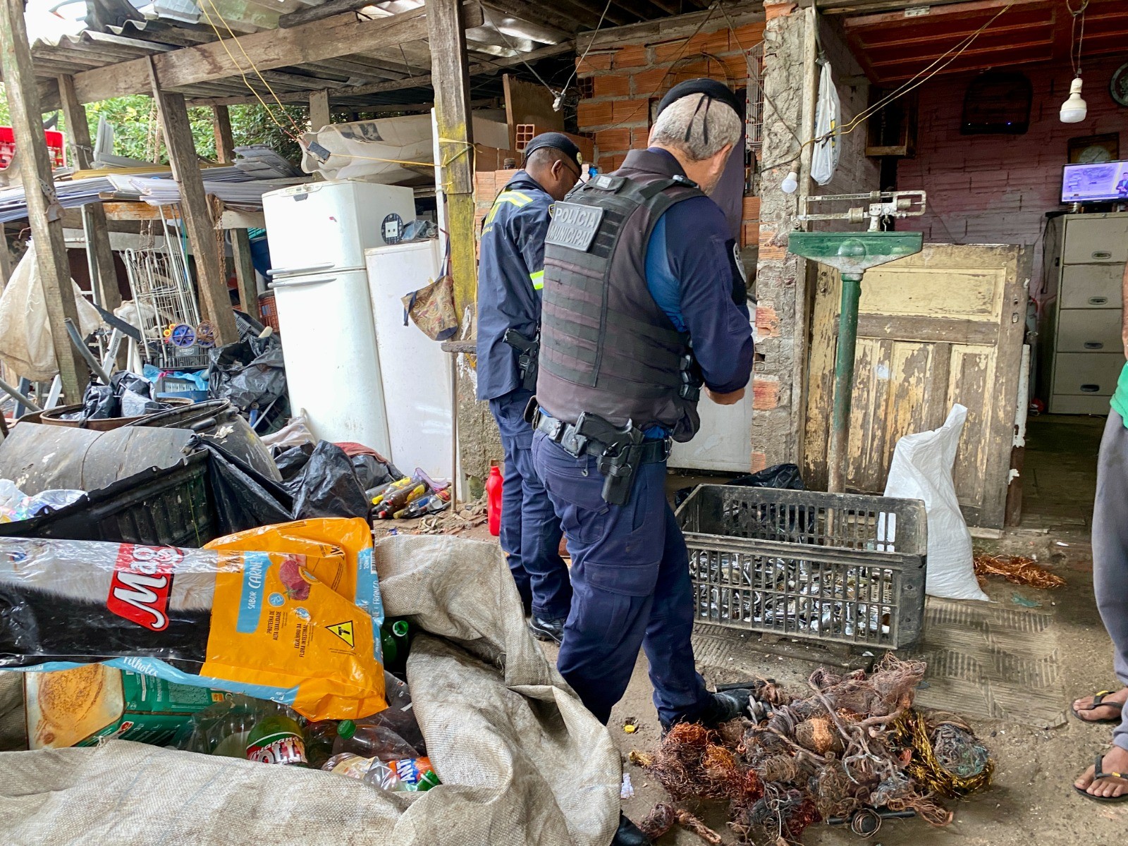 Operação apreende 44 kg de cobre em ferros-velhos de Itaquaquecetuba 