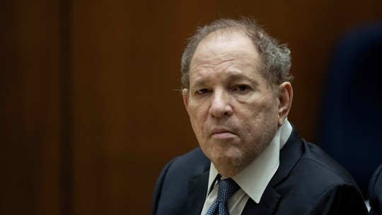 Tribunal anula uma das condenações de Harvey Weinstein por estupro - Foto: ( Etienne Laurent/via Reuters/Arquivo)
