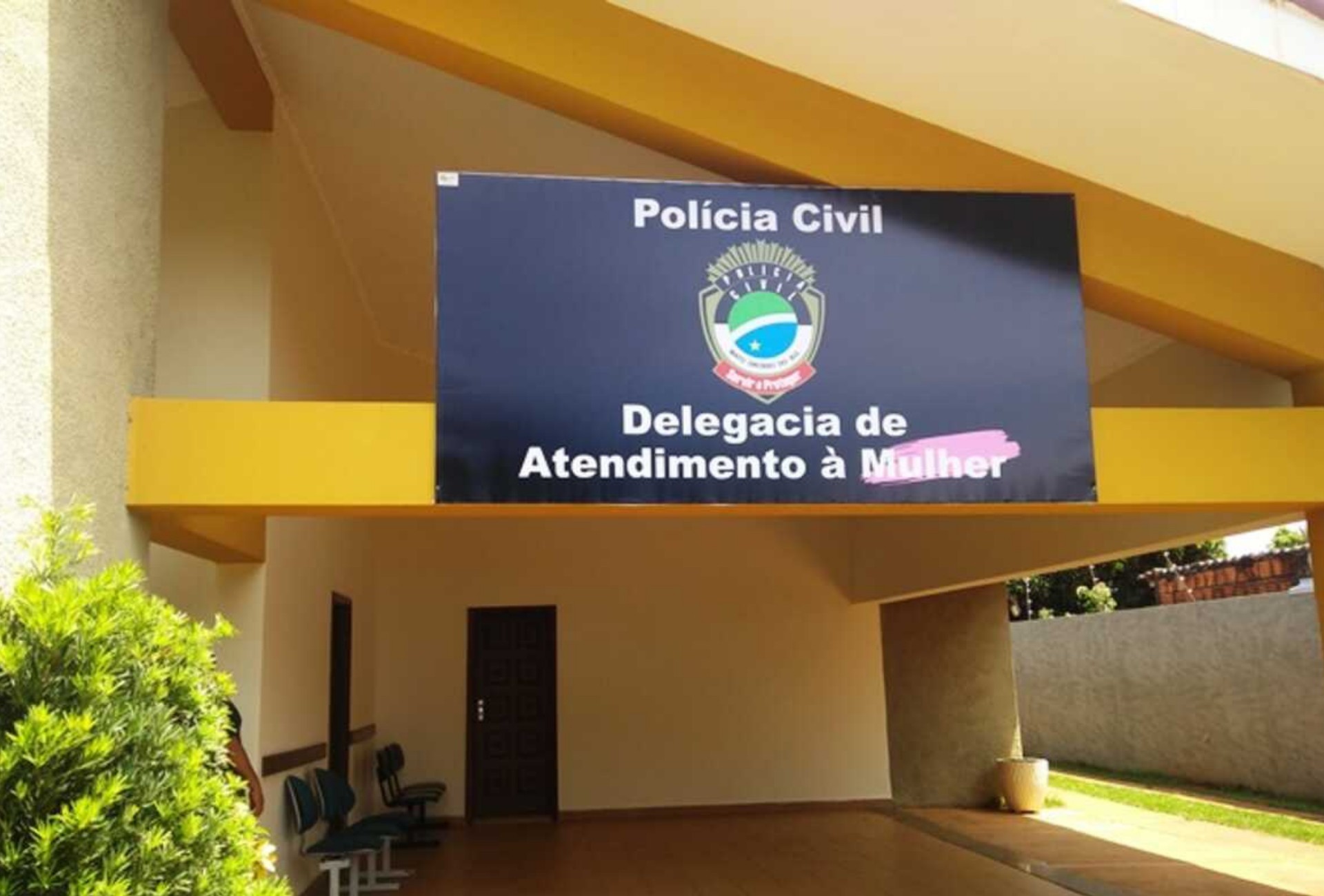 Homem é preso por agredir e fraturar sua perna da esposa de 64 anos em Três Lagoas