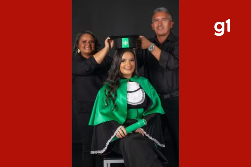 Olene Martinha de Souza, Deoclides Marques de Arruda e a filha deles, La&iacute;s Vit&oacute;ria, de 25 anos &mdash; Foto: Arquivo pessoal