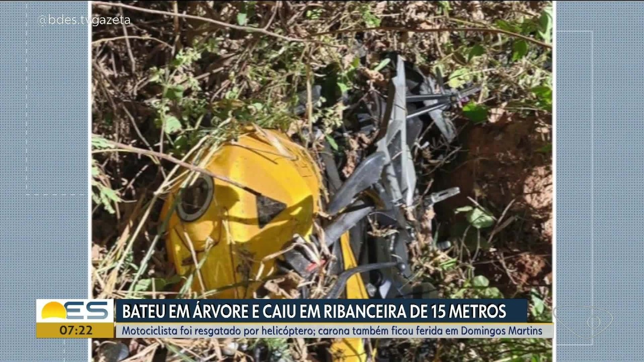 Moto cai de ribanceira de 15 metros e casal fica ferido em Domingos Martins, no ES