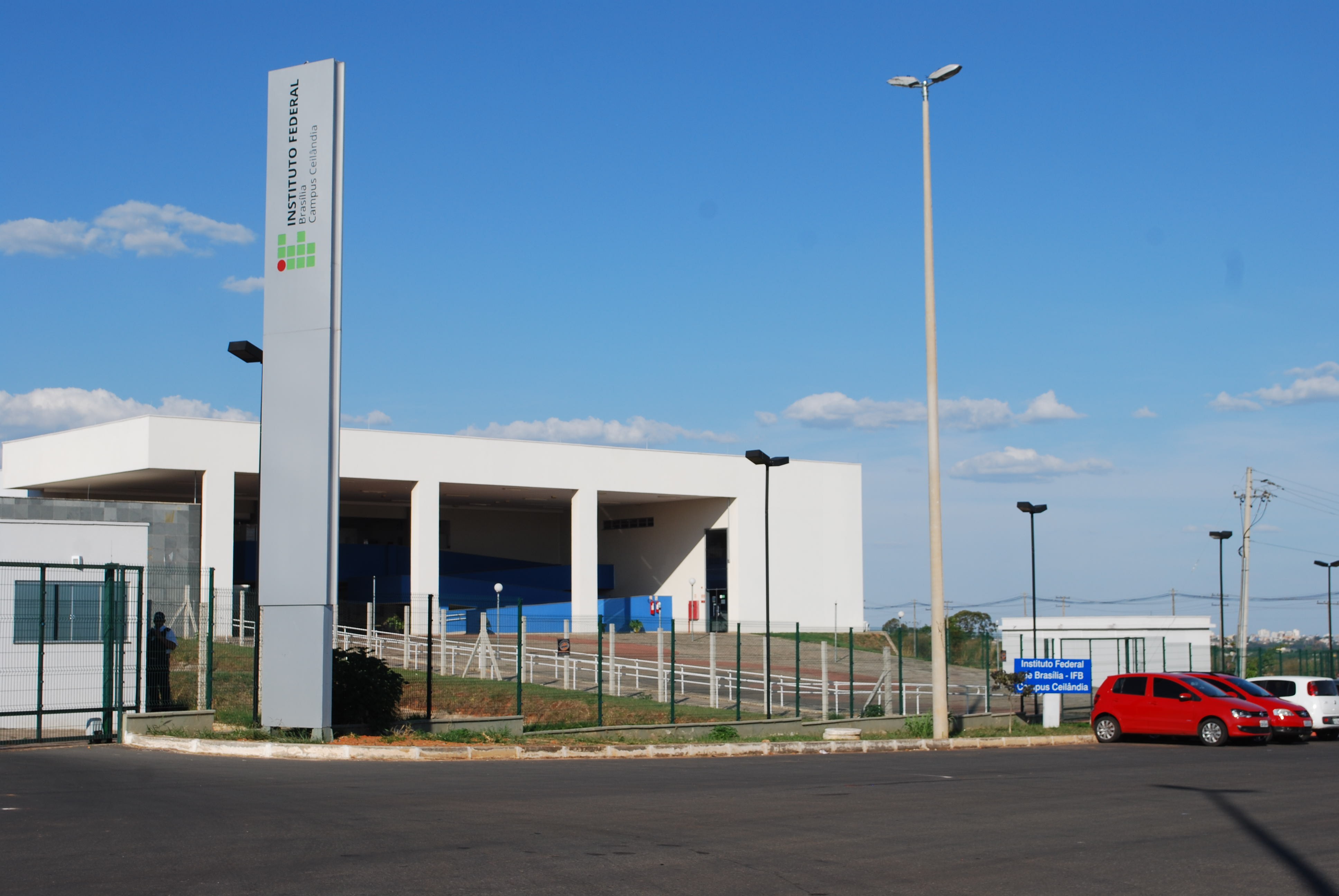 DF tem mais de 6 mil vagas em cursos profissionalizantes; veja como se inscrever