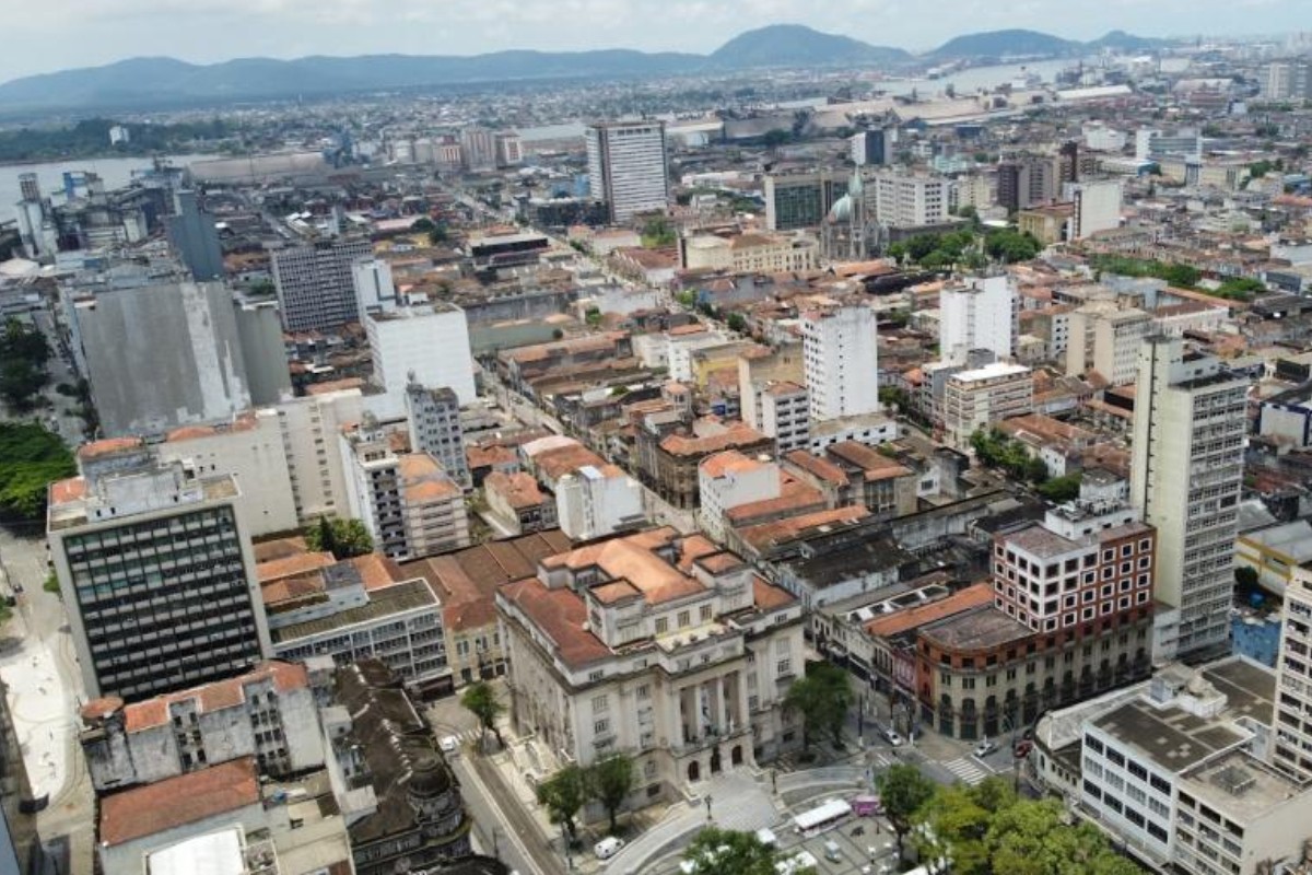 Santos, SP, centraliza atendimento sobre imóveis tombados e busca fortalecer preservação histórica