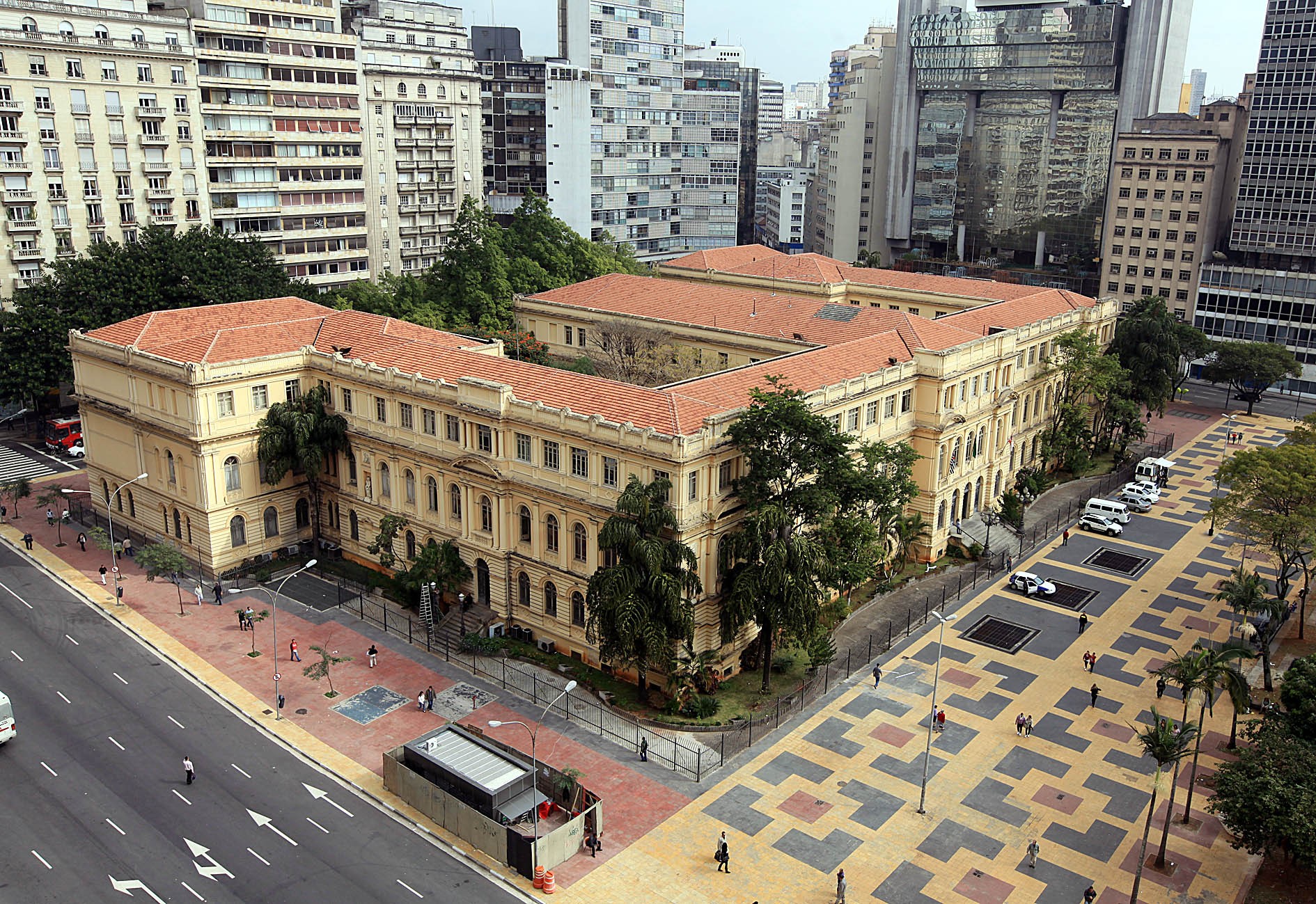 Governo de SP também afasta diretores de escolas que tiveram baixo desempenho no Saresp e Saeb