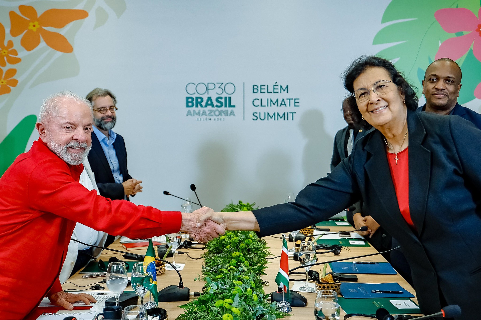 Lula recebe presidente do Suriname nesta quinta e deve assinar acordo de combate ao crime organizado na fronteira