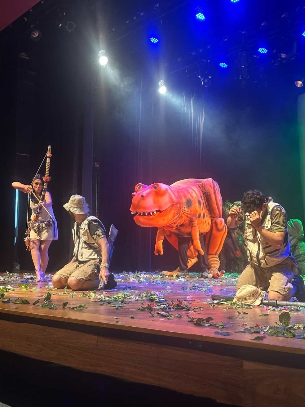T. Rex - O Dinossauro na Amazônia — Foto: Divulgação