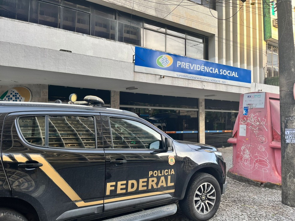 Operação da Polícia Federal em vários estados brasileiros contra fraudes no INSS. — Foto: Polícia Federal