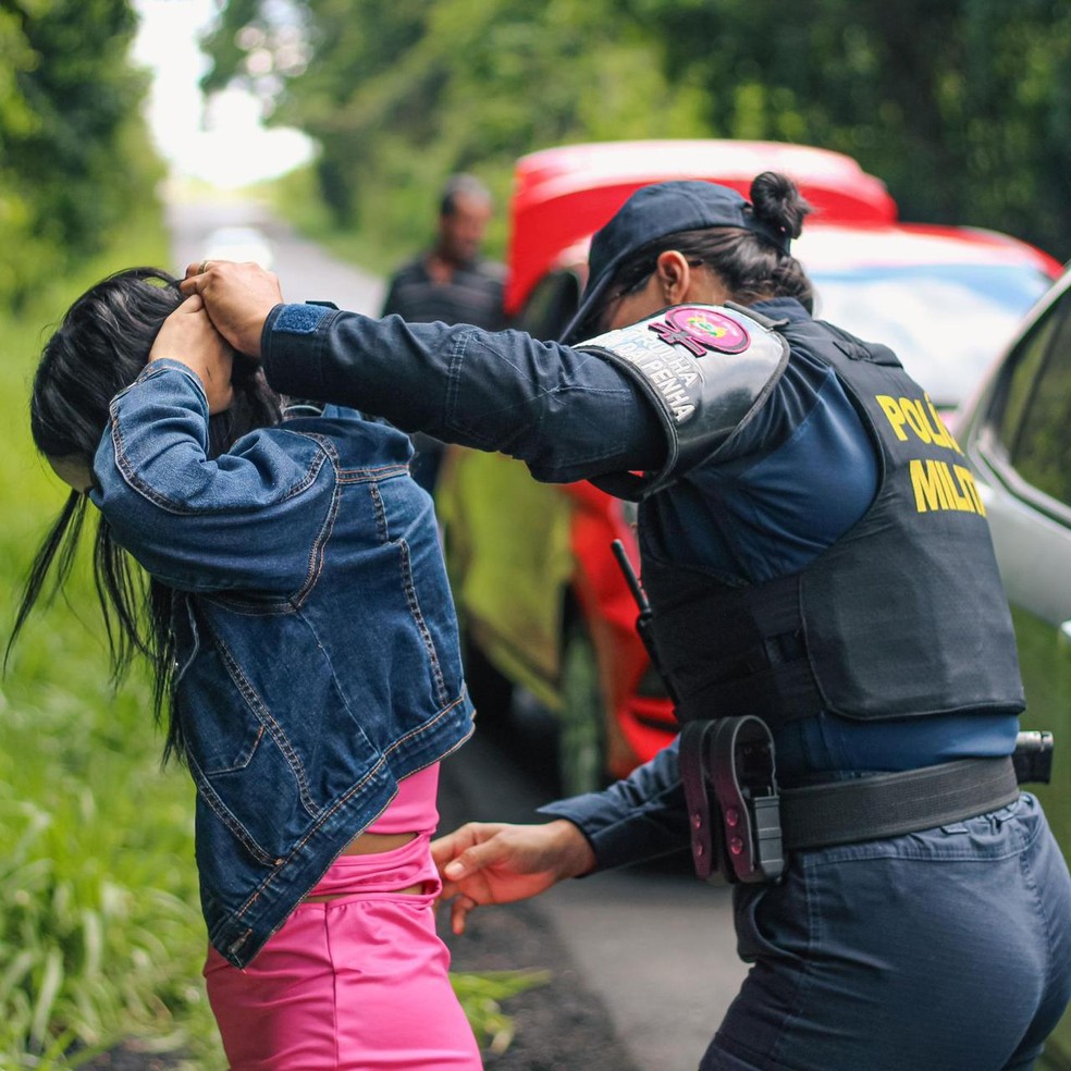 Suspeita de matar cabo da PM é presa no Acre — Foto: Polícia Militar do Acre