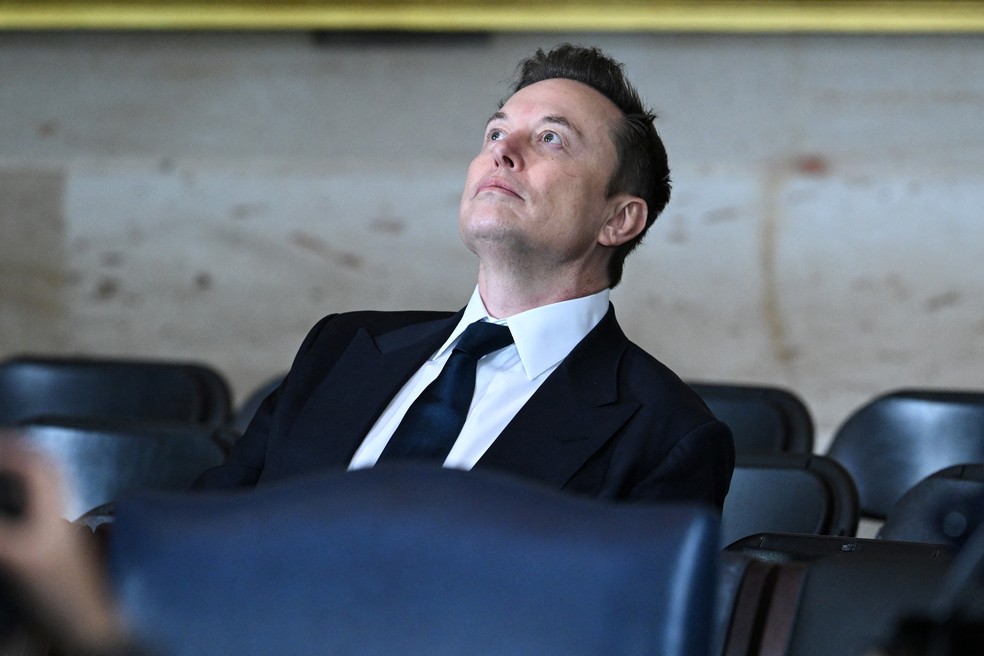 Elon Musk, dono da Tesla e da SpaceX, durante cerimônia de posse em Washington, DC, em 20 de janeiro de 2025. — Foto: SAUL LOEB/Pool via REUTERS