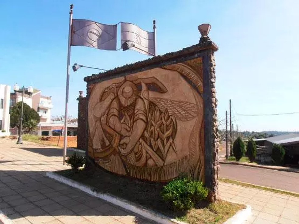 Marco das Três Fronteiras em Barracão — Foto: Asscom/ Prefeitura de Barracão