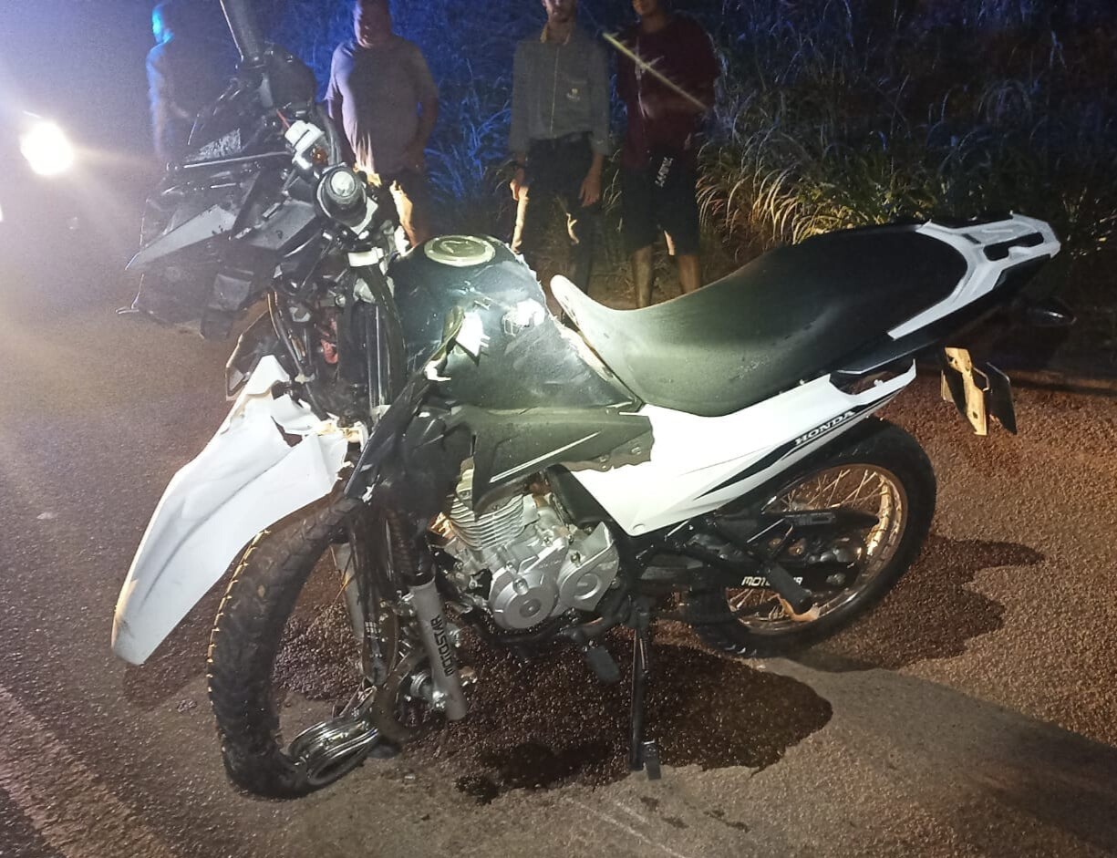 Motociclista morre ao bater de frente com carro na BR-352