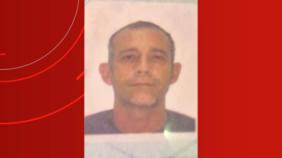 Fernando Melo, de 48 anos, está sendo procurado. — Foto: Reprodução/Redes Sociais