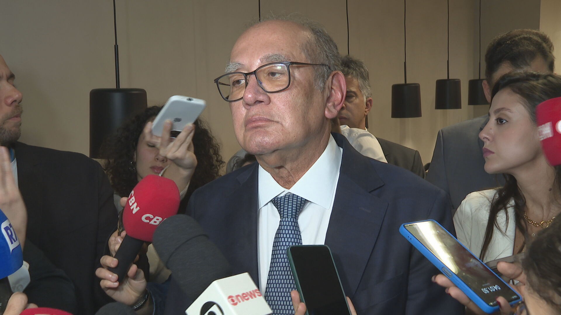 Gilmar aponta 'incoerência' em voto de Fux e afirma confiar que Congresso barre anistia