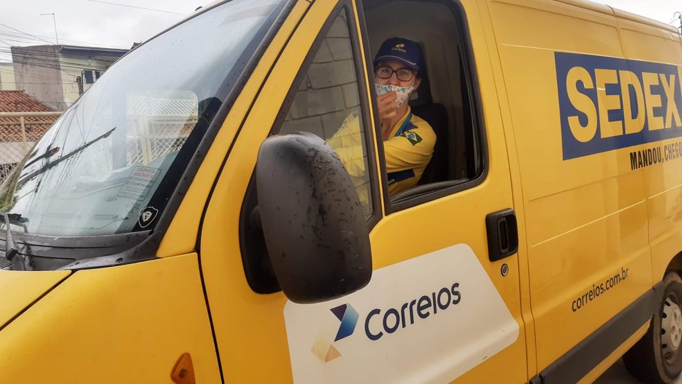 Carteira Andréia Aparecida Padilha acompanhou as mudanças que a tecnologia trouxe para a profissão — Foto: Arquivo pessoal