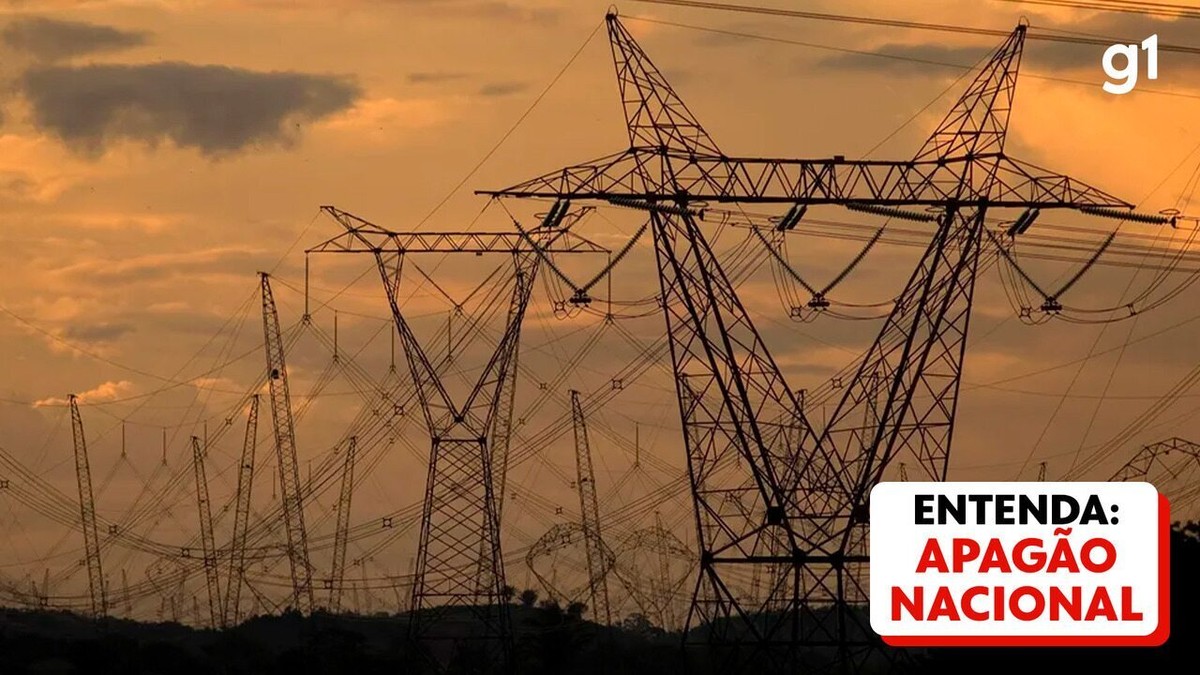 El director de la Oficina de Estadísticas Nacionales dice que el corte de energía fue causado por fallas en los equipos en la economía fabril.