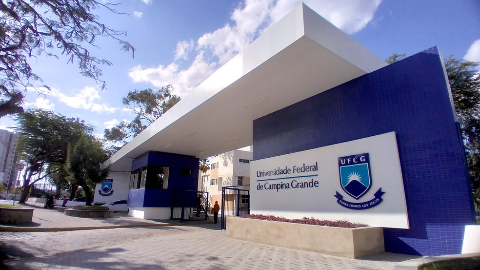 fachada ufcg nova