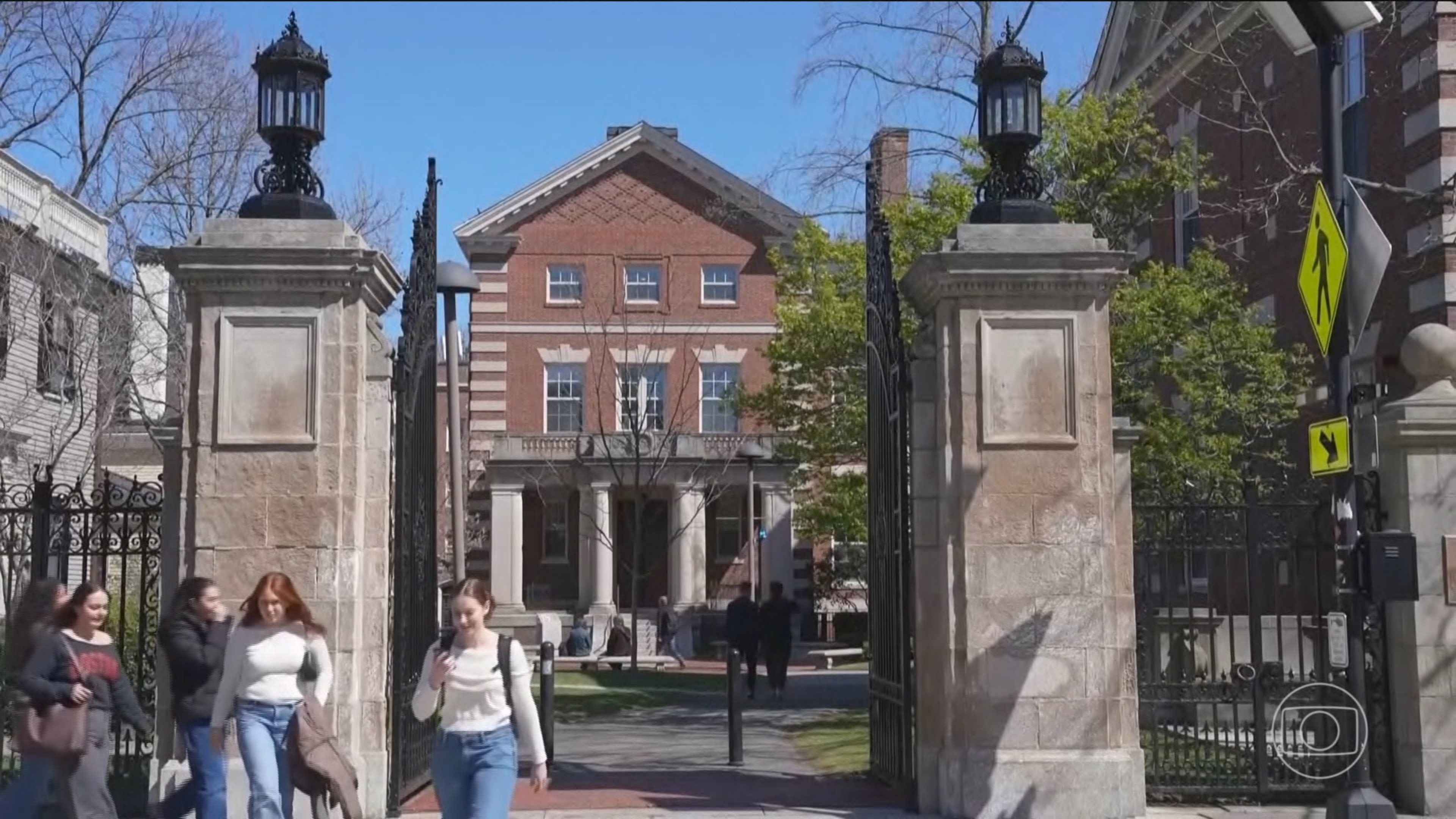 Governo Trump proíbe alunos estrangeiros em Harvard, principal universidade americana
