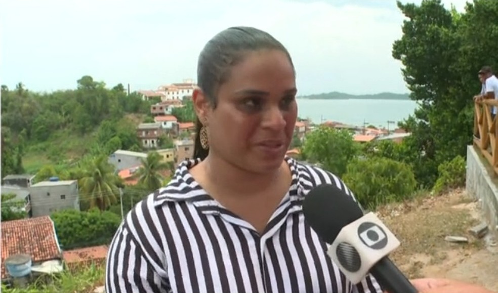 Mulher relatou ter salvado 9 pessoas — Foto: Reprodução/TV Bahia