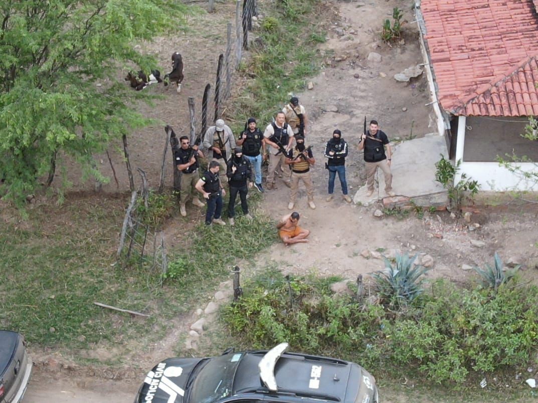 Chefe do Comando Vermelho no CE é preso na zona rural de Exu, no Sertão de PE