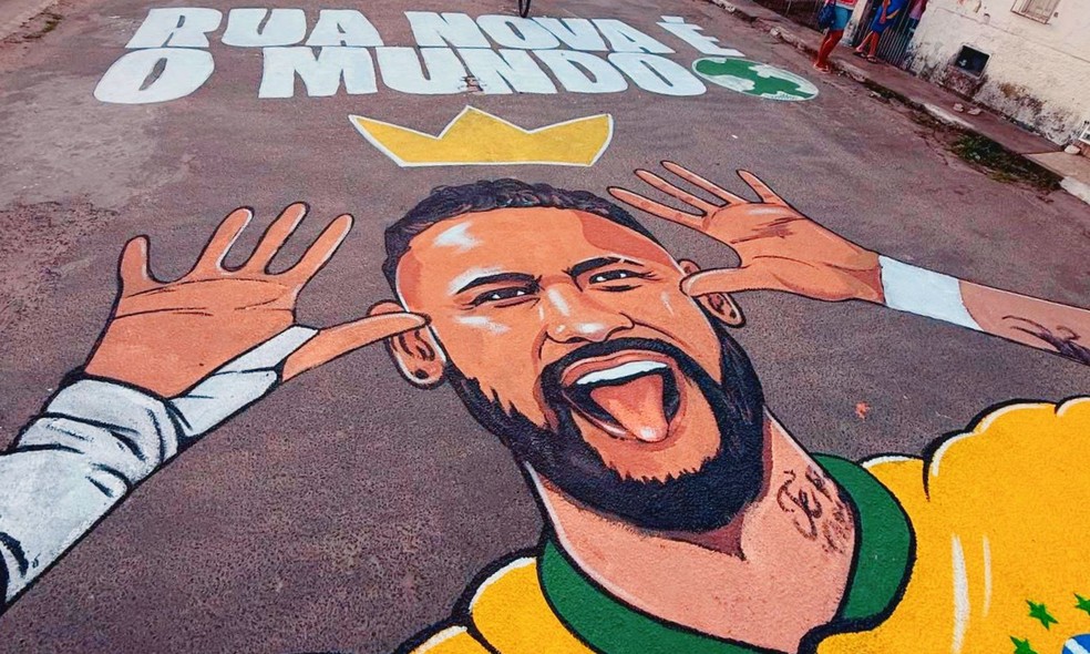 Segundo a moradora Ana Beatriz Lima, a decora&ccedil;&atilde;o trouxe de volta o esp&iacute;rito tradicional que costuma marcar os per&iacute;odos de Copa do Mundo &mdash; Foto: Arquivo Pessoal