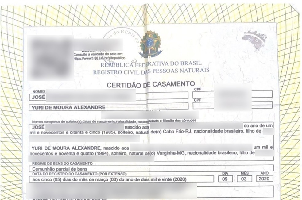 Certidão de casamento de Yuri de Moura Alexandre — Foto: Reprodução