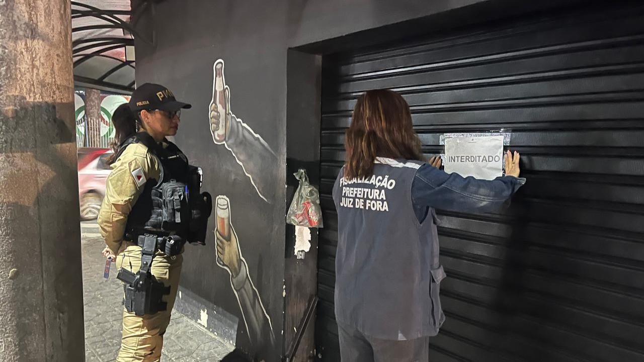 Bar é interditado no Centro de Juiz de Fora por perturbação do sossego e transtornos a moradores