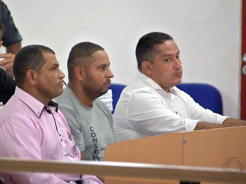 Da esqueda à direita: Paulo Ferreira Martins, Carlos Alexandre da Silva e Rogério da Silva Amorim — Foto: Reprodução/TVCA