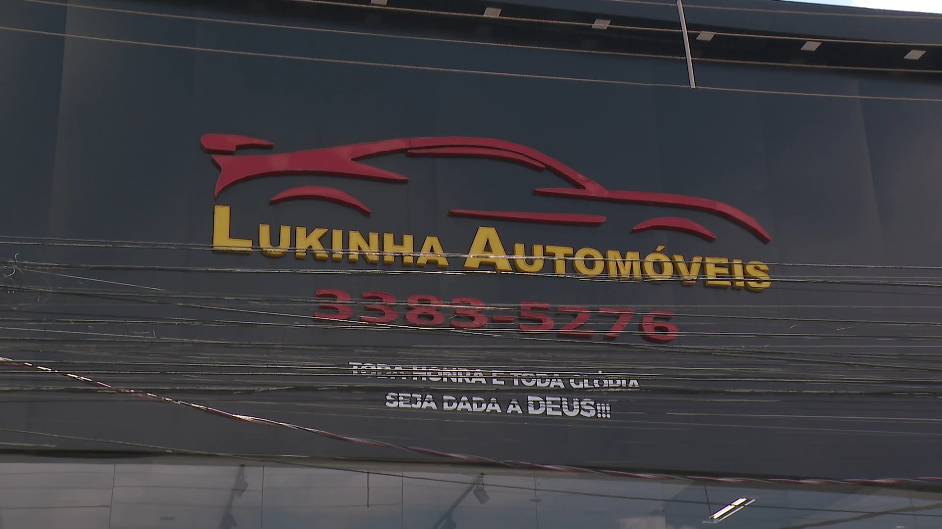 Clientes denunciam suposto golpe em agência de veículos em BH