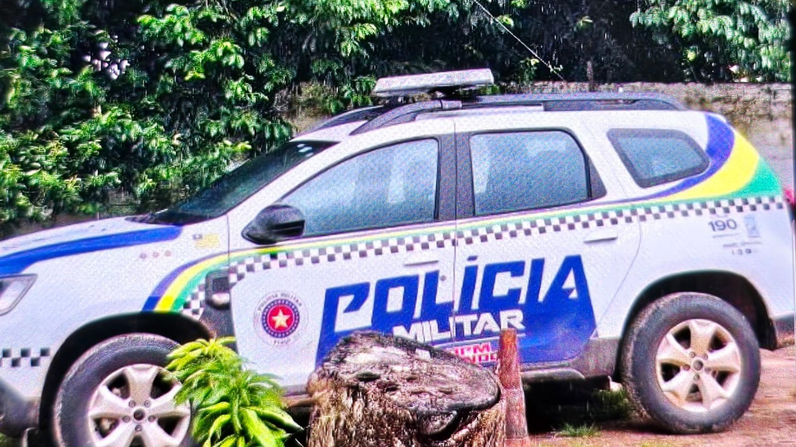 Homem é esfaqueado durante discussão em bar no Piauí; suspeito é preso