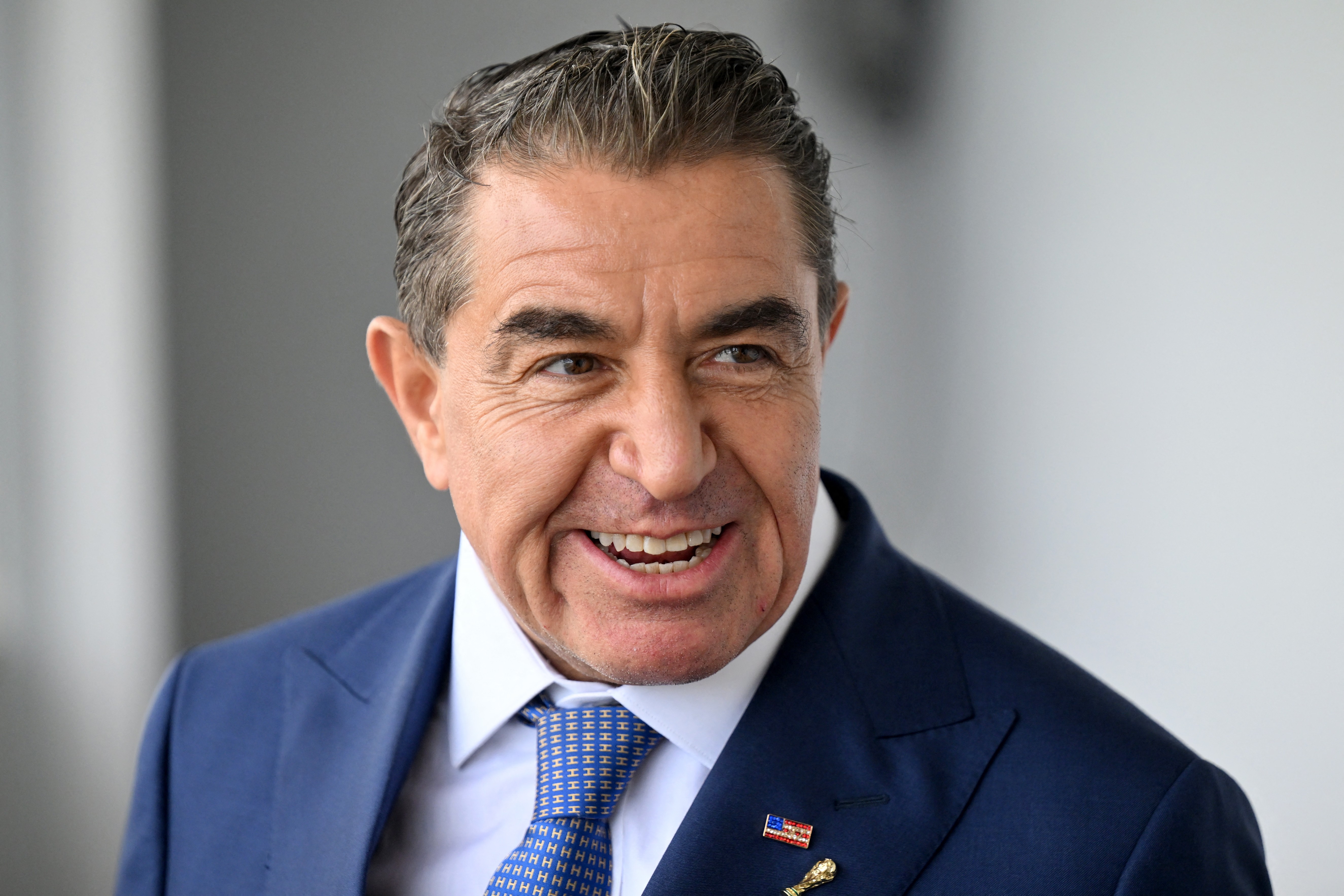 Aliado de Donald Trump diz que brasileiras são 'programadas para causar confusão'