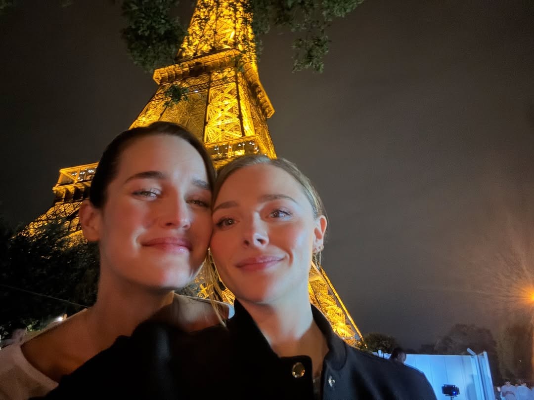 Chloë Grace Moretz se casa com a modelo Kate Harrison 