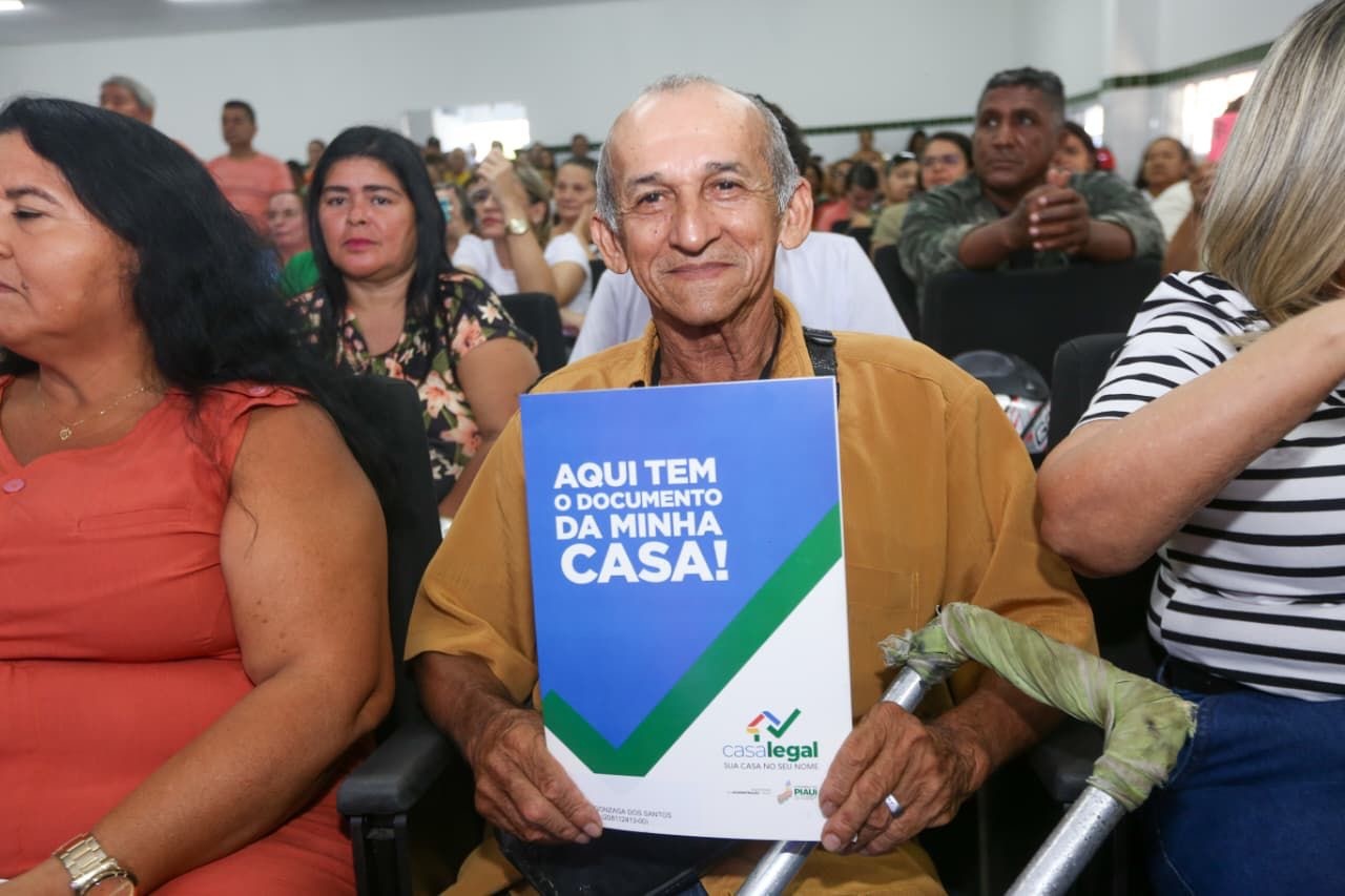 Governo do Piauí alcança marca de 80 mil imóveis regularizados pelo Casa Legal